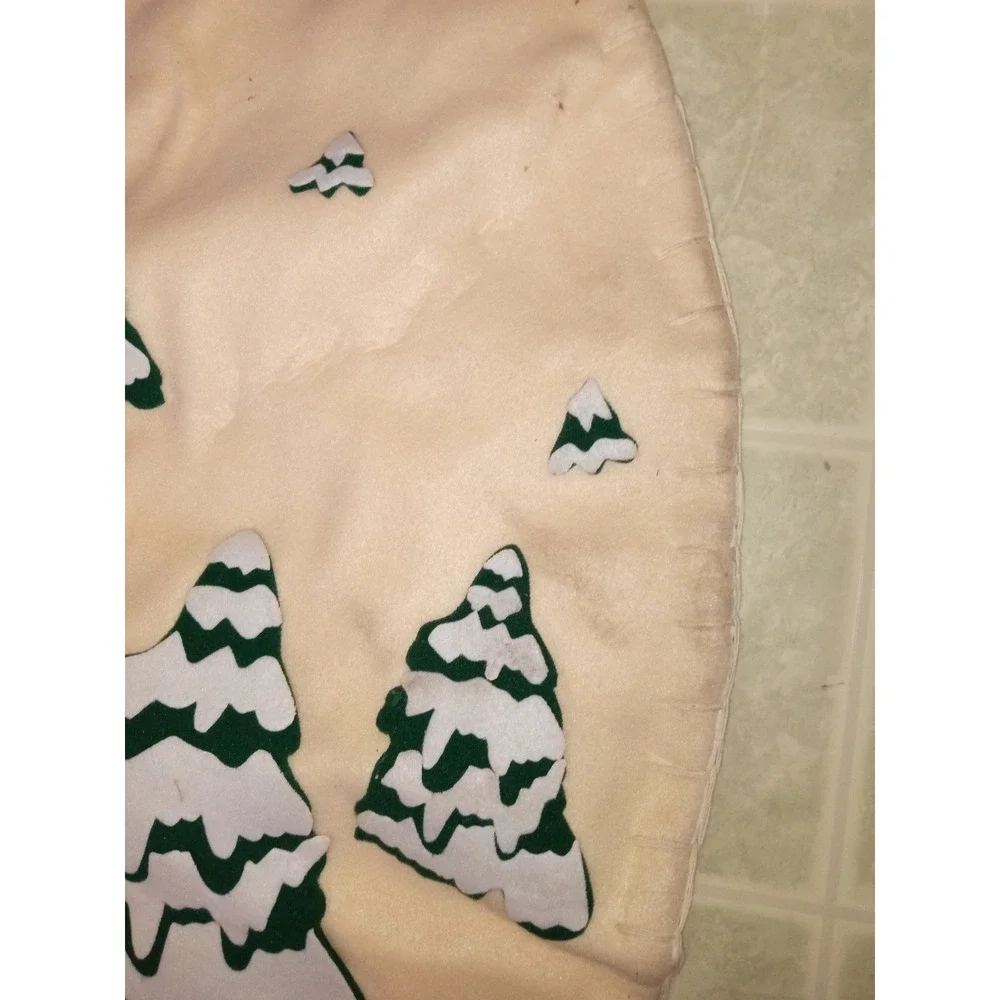 Vintage Gingerbread Man Felt Christmas Tree Skirt Winter Scene‎ Applique 40 Inch